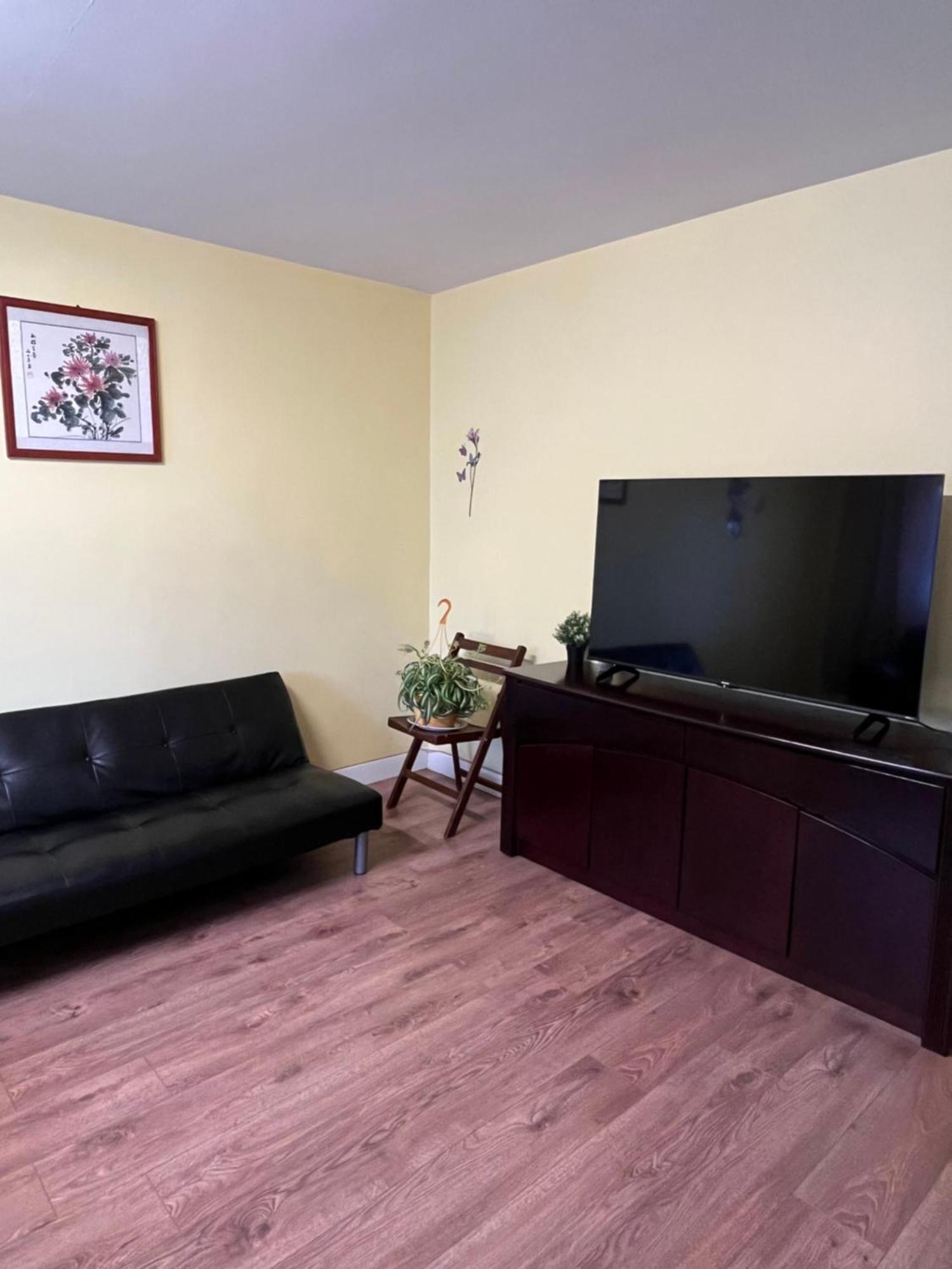 Appartement New Renovated Peaceful With Parking *